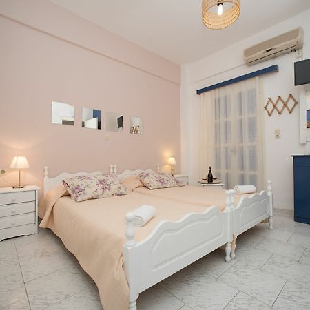 Bella Sant Aparthotel เปริสซา ภายนอก รูปภาพ