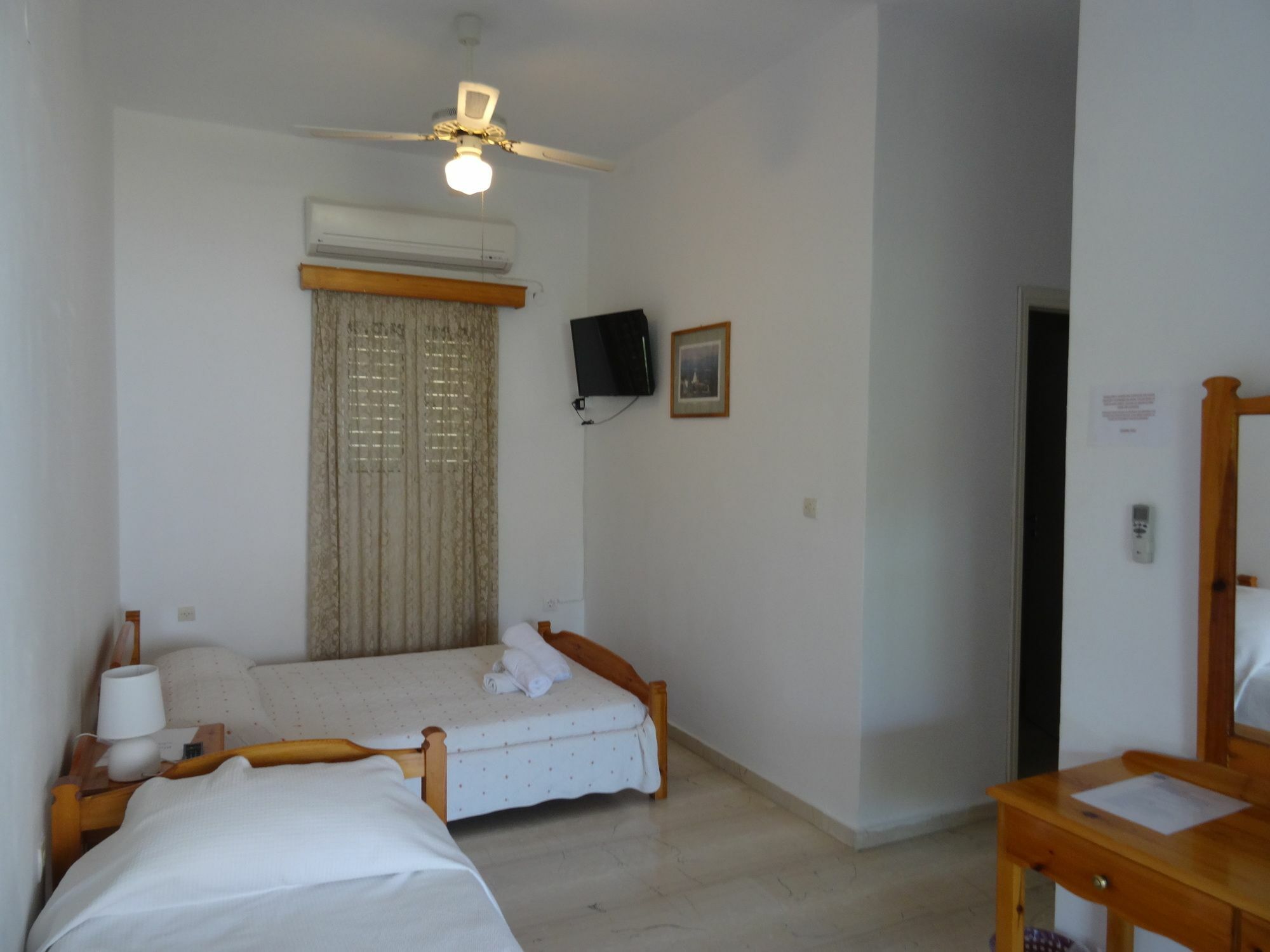 Bella Sant Aparthotel เปริสซา ภายนอก รูปภาพ