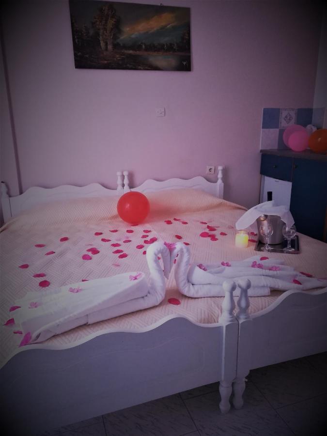 Bella Sant Aparthotel เปริสซา ภายนอก รูปภาพ